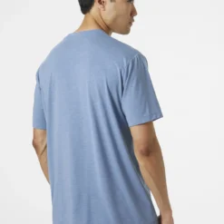 Helly Hansen M Skog Recycled Graphic T-Shirt -winter gloves shop 63082 636 onbody2