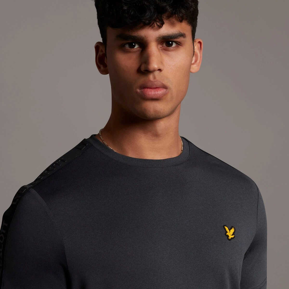 Lyle And Scott Sleeve Tape Stretch Tee 4 Lyle And Scott Sleeve Tape Stretch Tee - Afbeelding 2