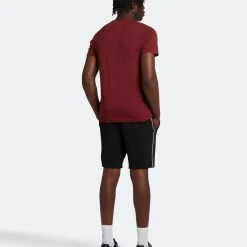 Lyle And Scott Sweat Short With Contrast Piping 2023 7 Lyle And Scott Sweat Short With Contrast Piping 2023 -winter gloves shop Lyle and Scott Sweat Short With Contrast Piping 2023 3